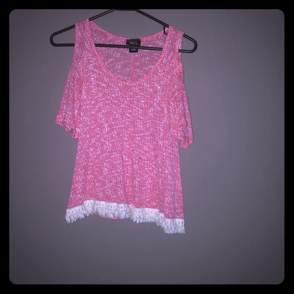 Shoulder cut out sweater 3/4